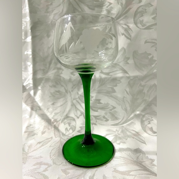 Luminarc France Dining 6 Pc Luminarc France Green Stem Wine Glasses